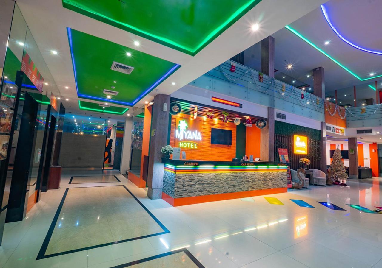 Miyanna Hotel Медан Екстер'єр фото