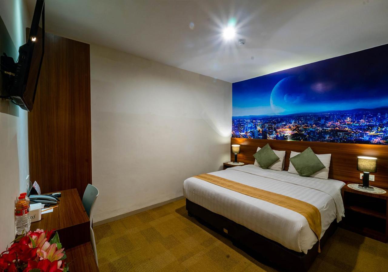 Miyanna Hotel Медан Екстер'єр фото